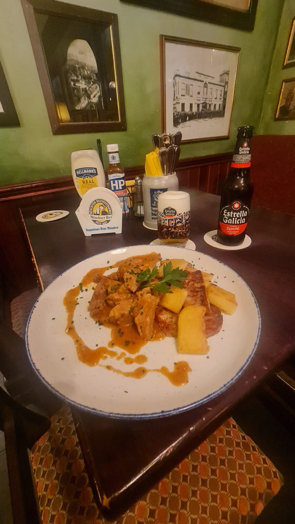 Kennedy's Bar & Restaurant, Munich